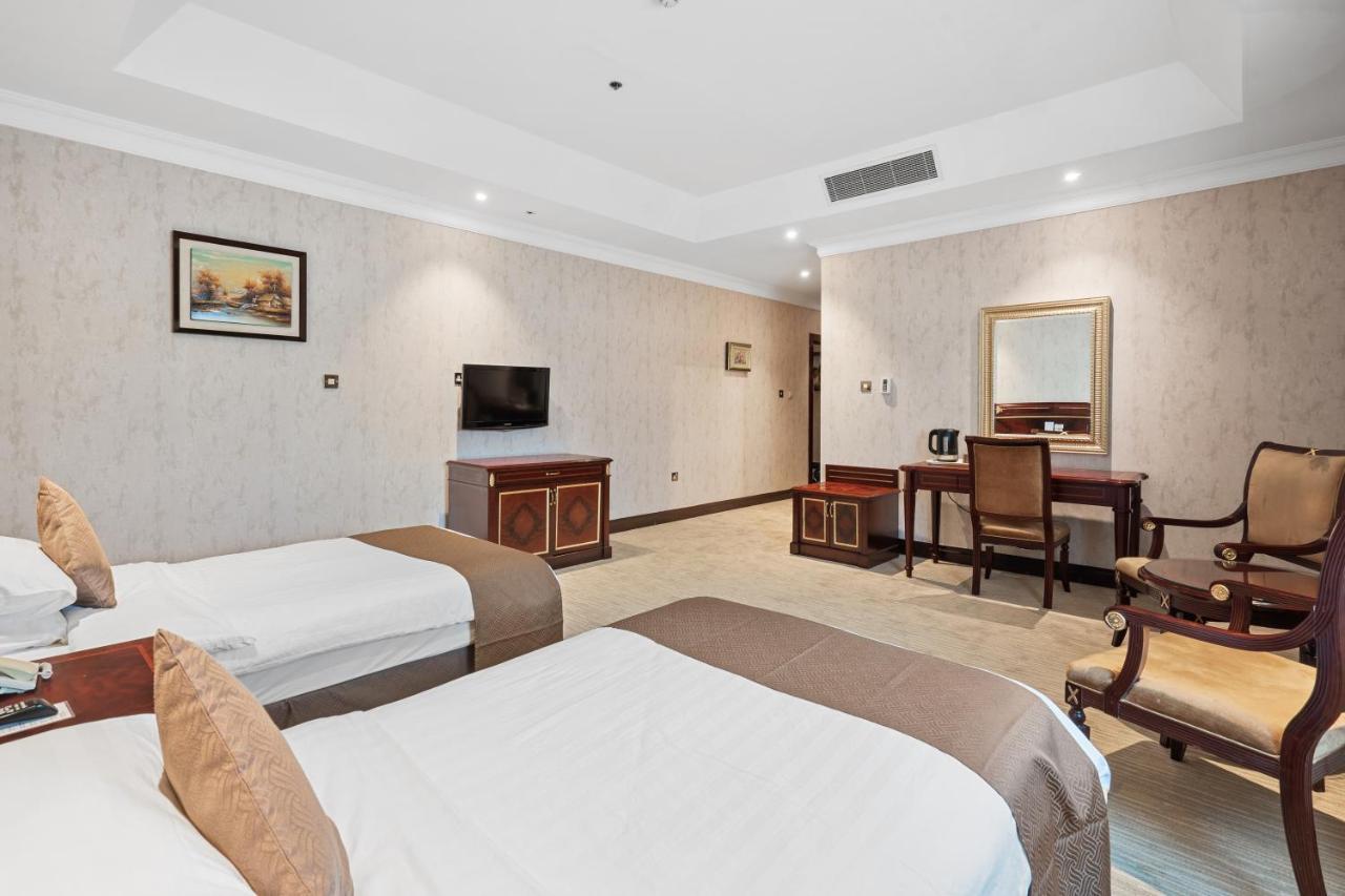 Chairmen Hotel