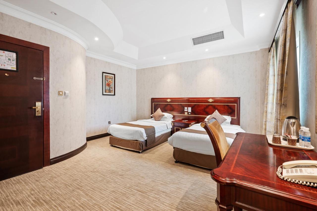 Chairmen Hotel 3*